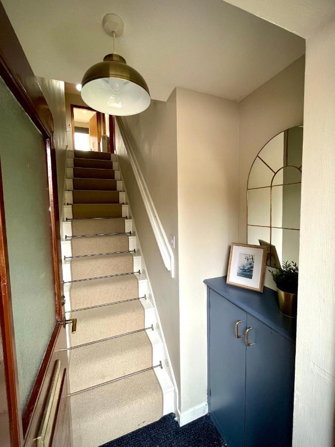 Comfortable, Modern Apartment With Parking. Inverness. Extérieur photo