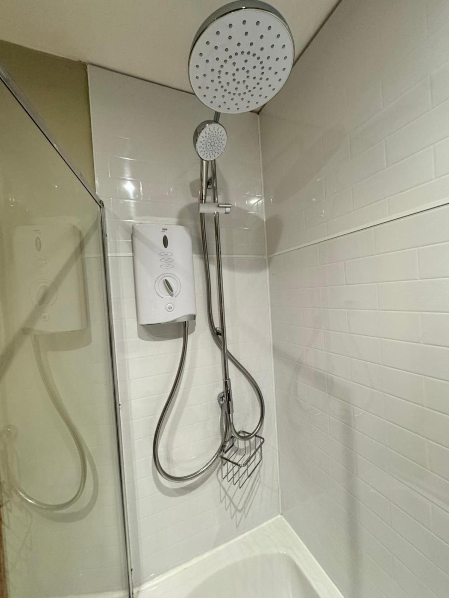 Comfortable, Modern Apartment With Parking. Inverness. Extérieur photo